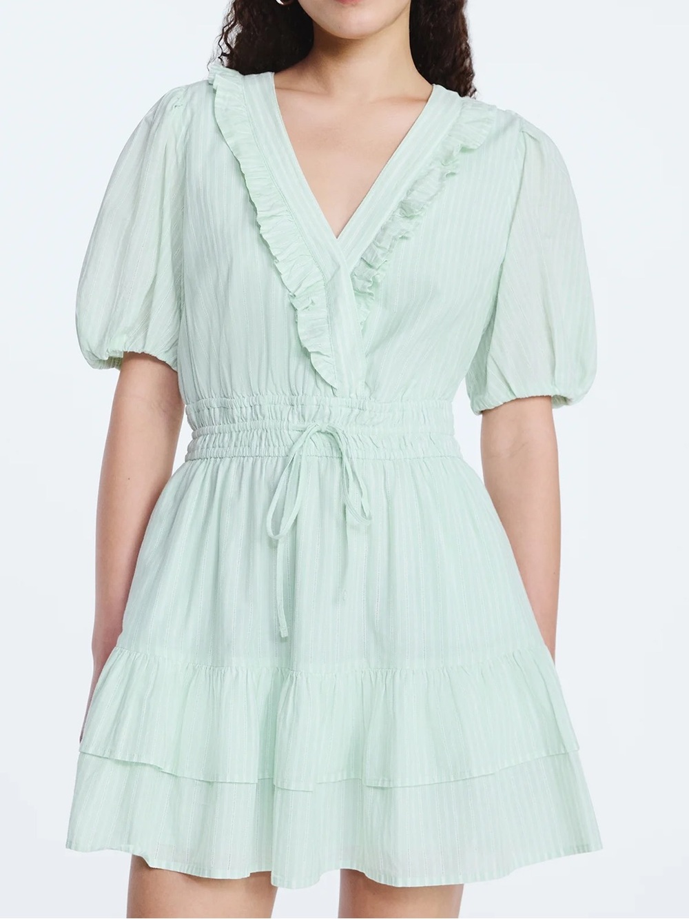 FREE ASSEMBLY TIERED RUFFLE MINI DRESS WITH PUFF SLEEVES